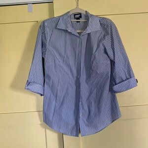 Lands' End Blue and White Wrinkle Free Button-Up